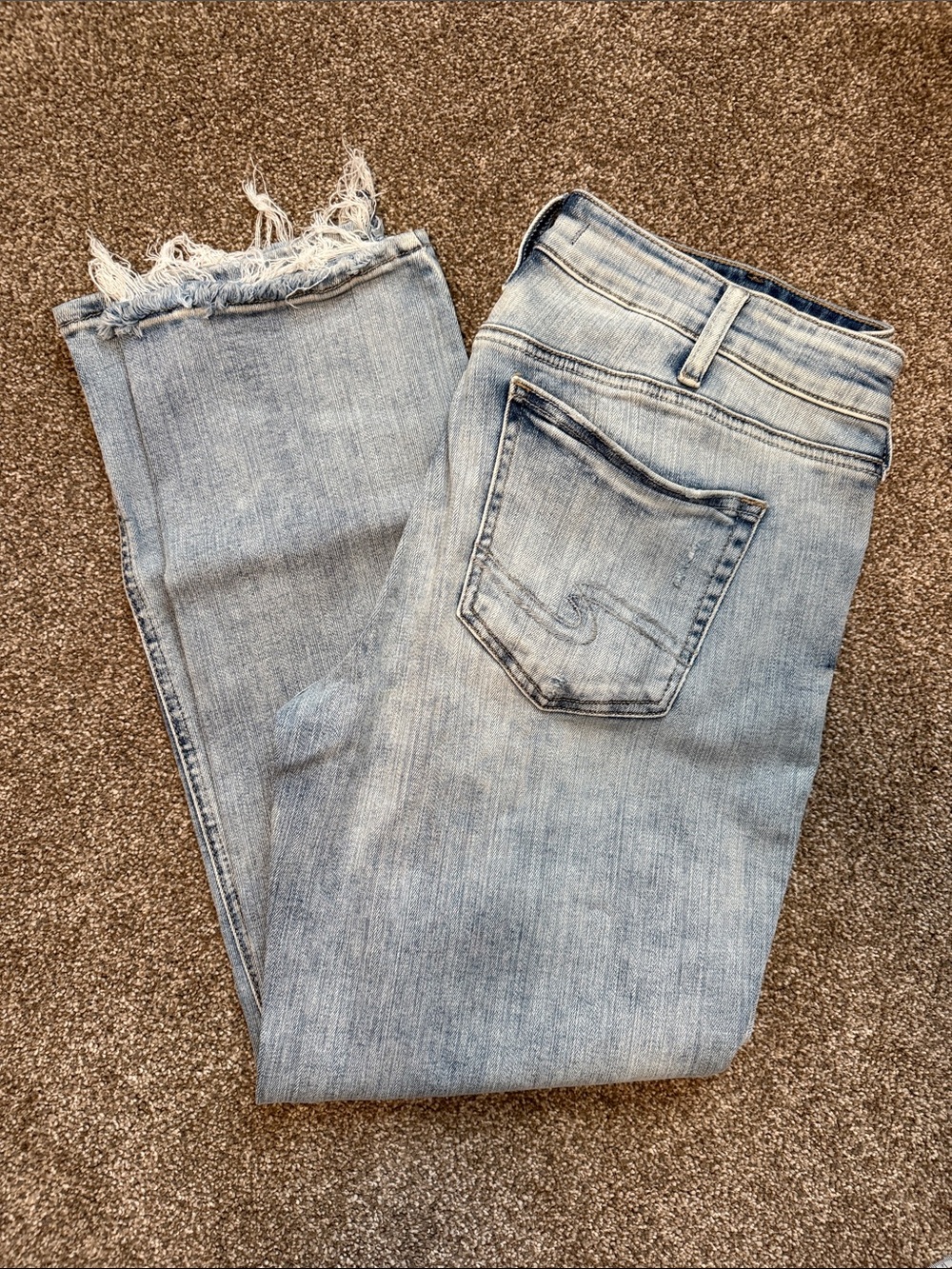 Women’s SILVER jeans suki cropped straight 32
